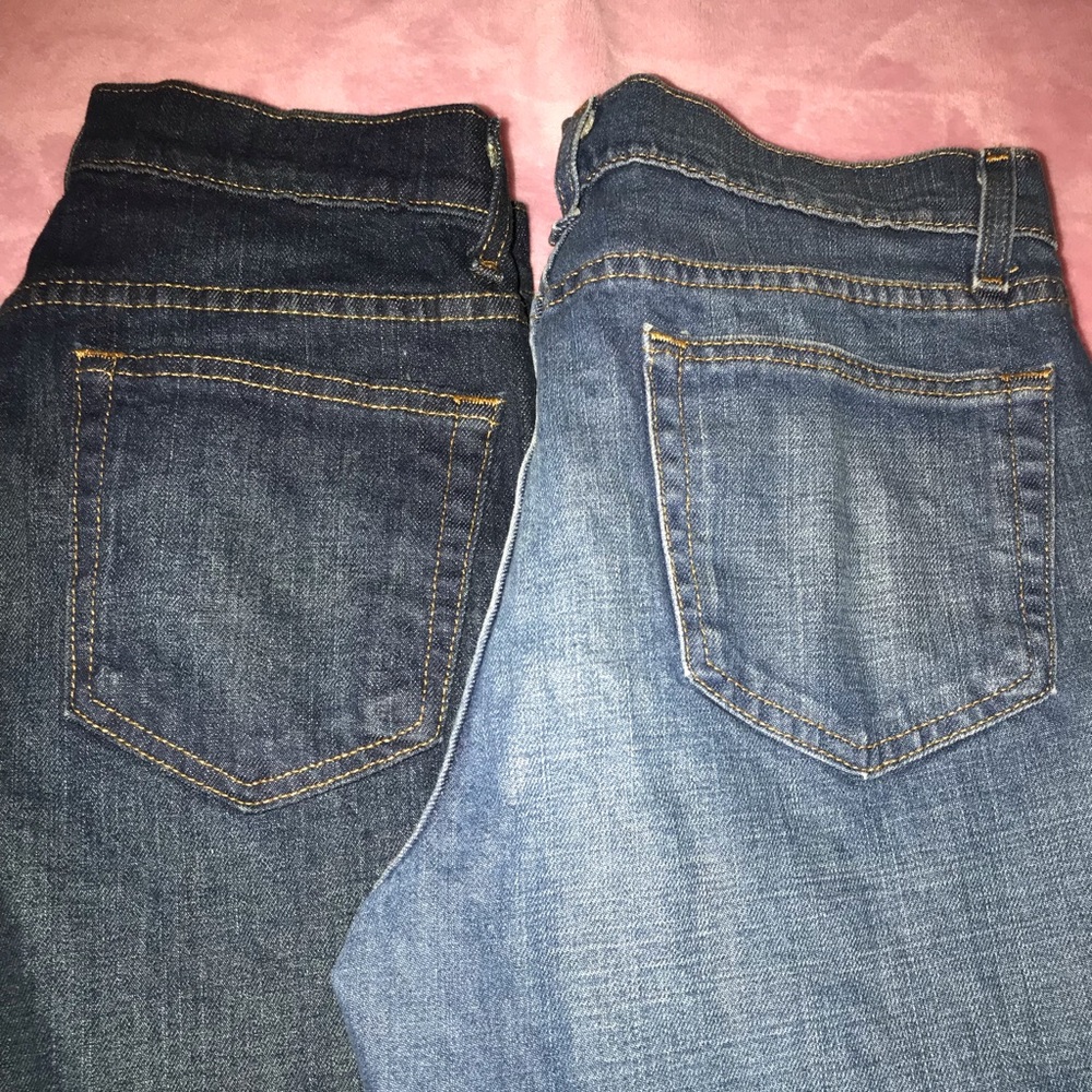 Dark and light jeans 👖